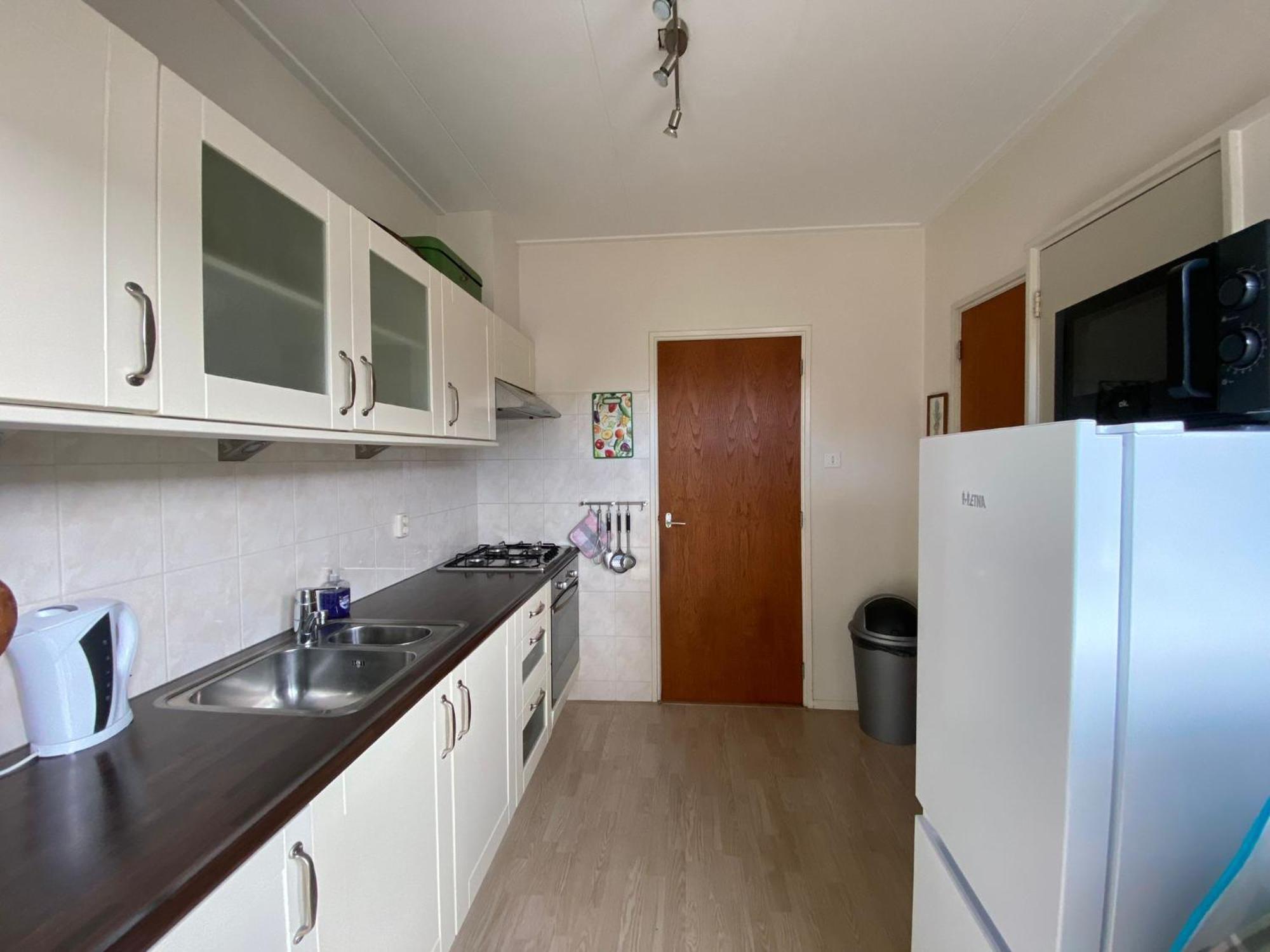 Huis Bij Het Water Met Sloepje Jutrijp Εξωτερικό φωτογραφία